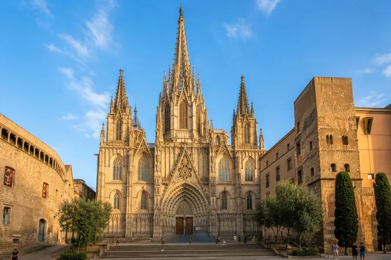 Adventure Quest artwork for the “The Cathedral of Barcelona” mission in Gothic Quarter Explorer.