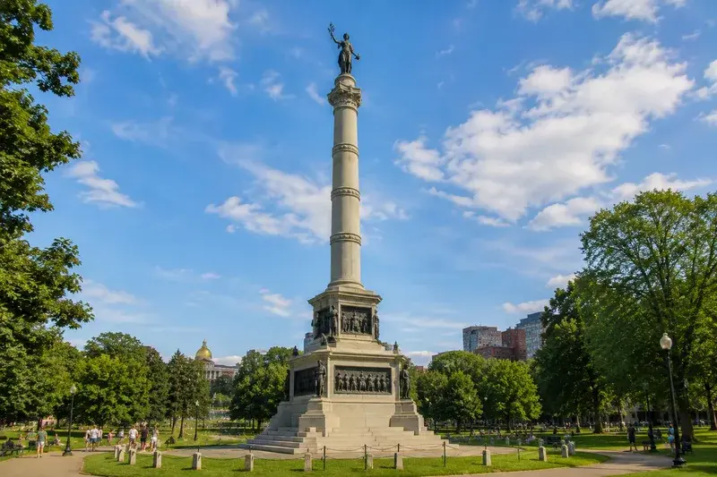 Adventure Quest artwork for the “The Soldiers and Sailors Monument” mission in Beacon Hill & Boston Common Explorer.