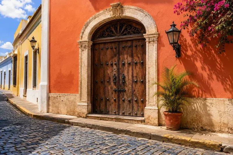 Adventure Quest artwork for the “Find a Historic Doorway” mission in Old San Juan Explorer.
