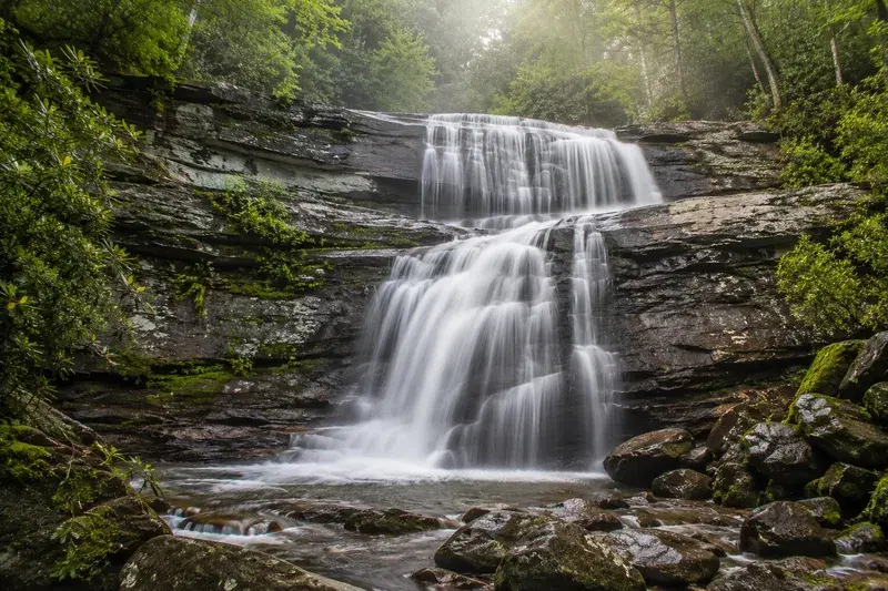Adventure Quest artwork for the “How a Waterfall Forms” mission in Laurel Falls Explorer.