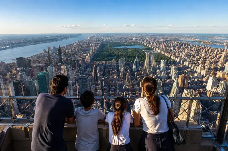Adventure Quest artwork for the “The View From the Top” mission in Broadway, Times Square & Empire State Explorer.