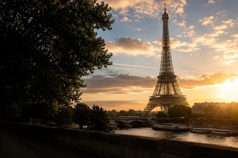 Adventure Quest artwork for the “Eiffel First Look” mission in Eiffel & Champs-Elysees.