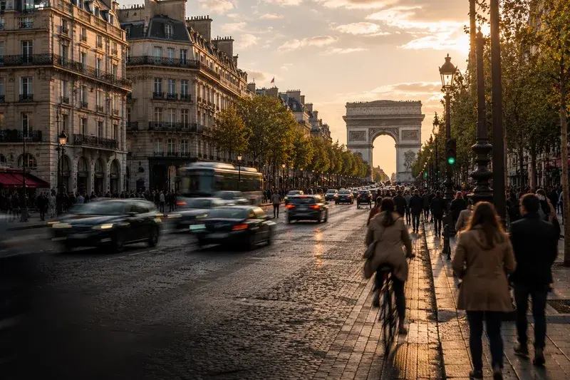 Adventure Quest artwork for the “City in Motion” mission in Eiffel & Champs-Elysees.