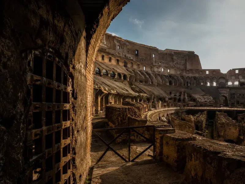Adventure Quest artwork for the “Gladiator Clues” mission in Colosseum & Ancient Rome Explorer.