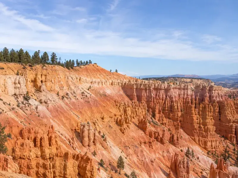 Adventure Quest artwork for the “Color Bands” mission in Bryce Canyon Hoodoo Explorer.