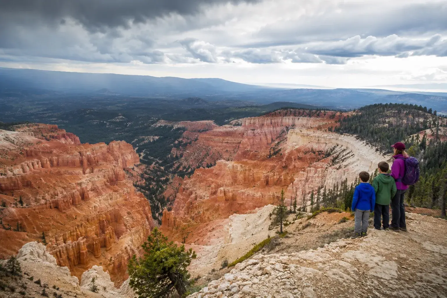 Adventure Quest artwork for the Cedar Breaks Overlook Quest adventure.