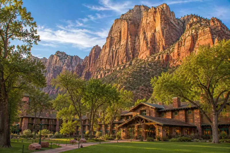 Adventure Quest artwork for the “Zion Lodge” mission in Zion Canyon Floor.